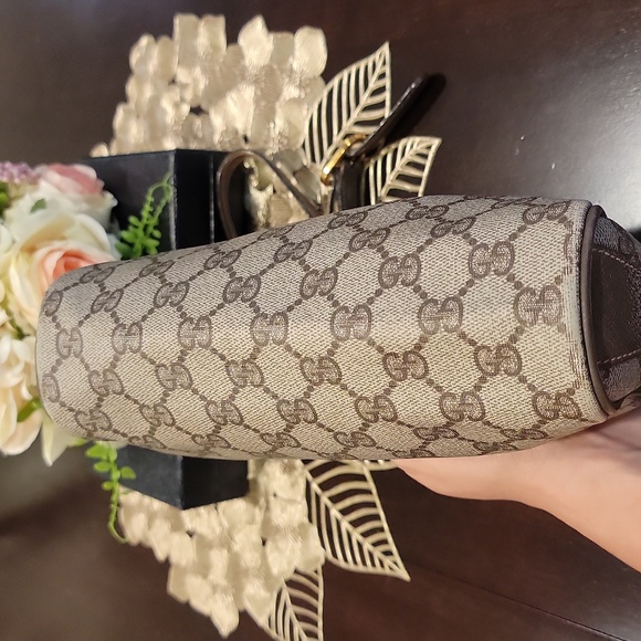 Gucci Bags Authentic Gucci Sling Bag Poshmark
